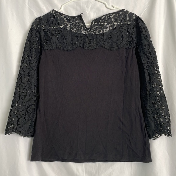 Slight Puffy Shoulder Laced Top - Picture 2 of 5